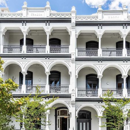 Hotel Challis Potts Point Сидни Екстериор снимка