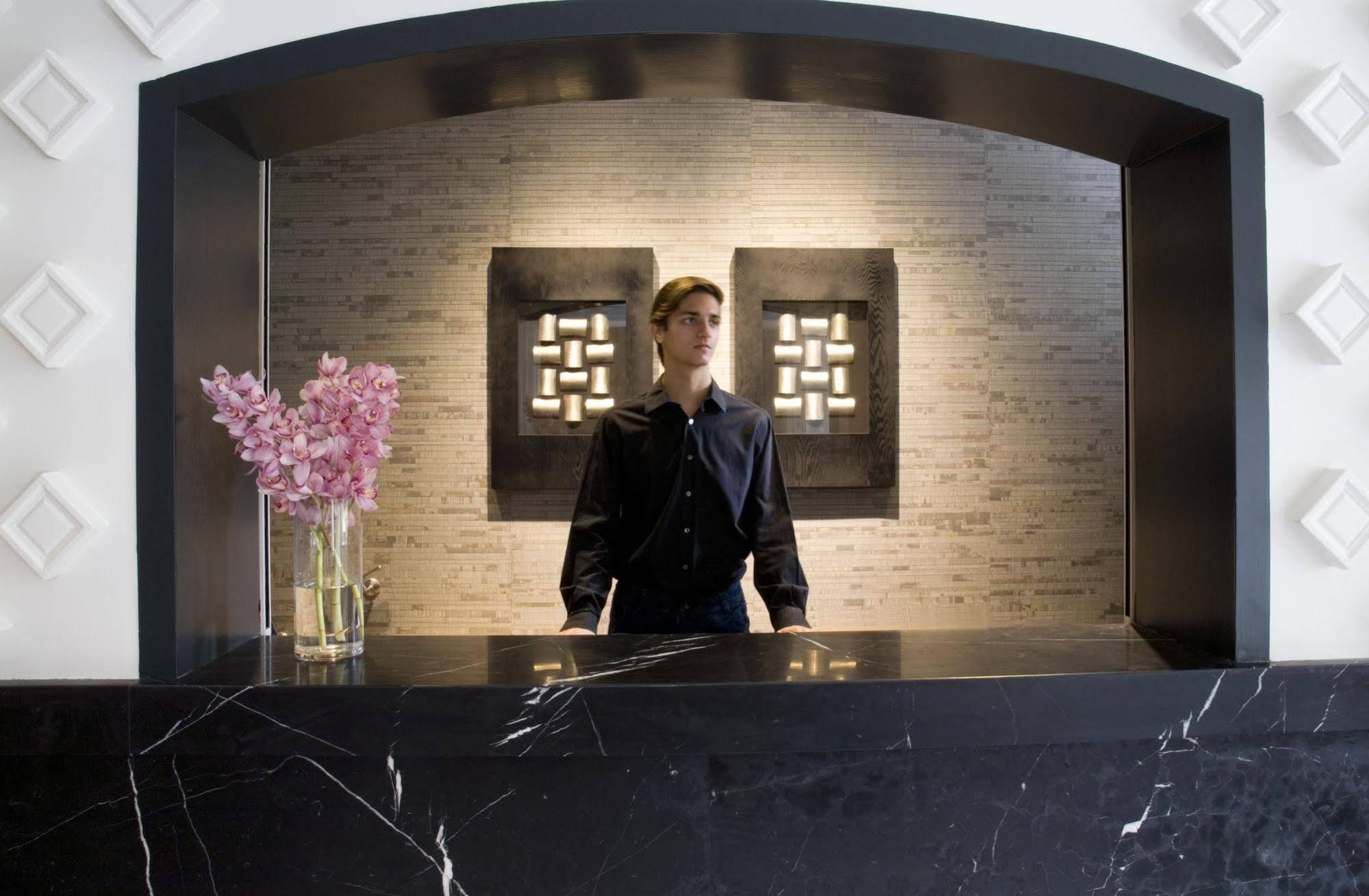 Hotel Challis Potts Point Сидни Екстериор снимка