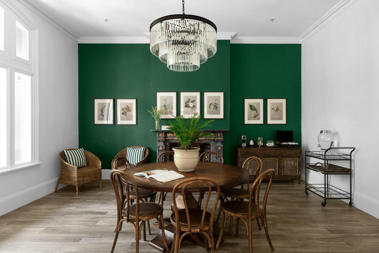 Hotel Challis Potts Point Сидни Екстериор снимка