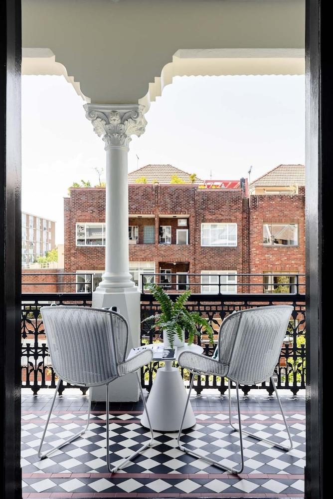 Hotel Challis Potts Point Сидни Екстериор снимка