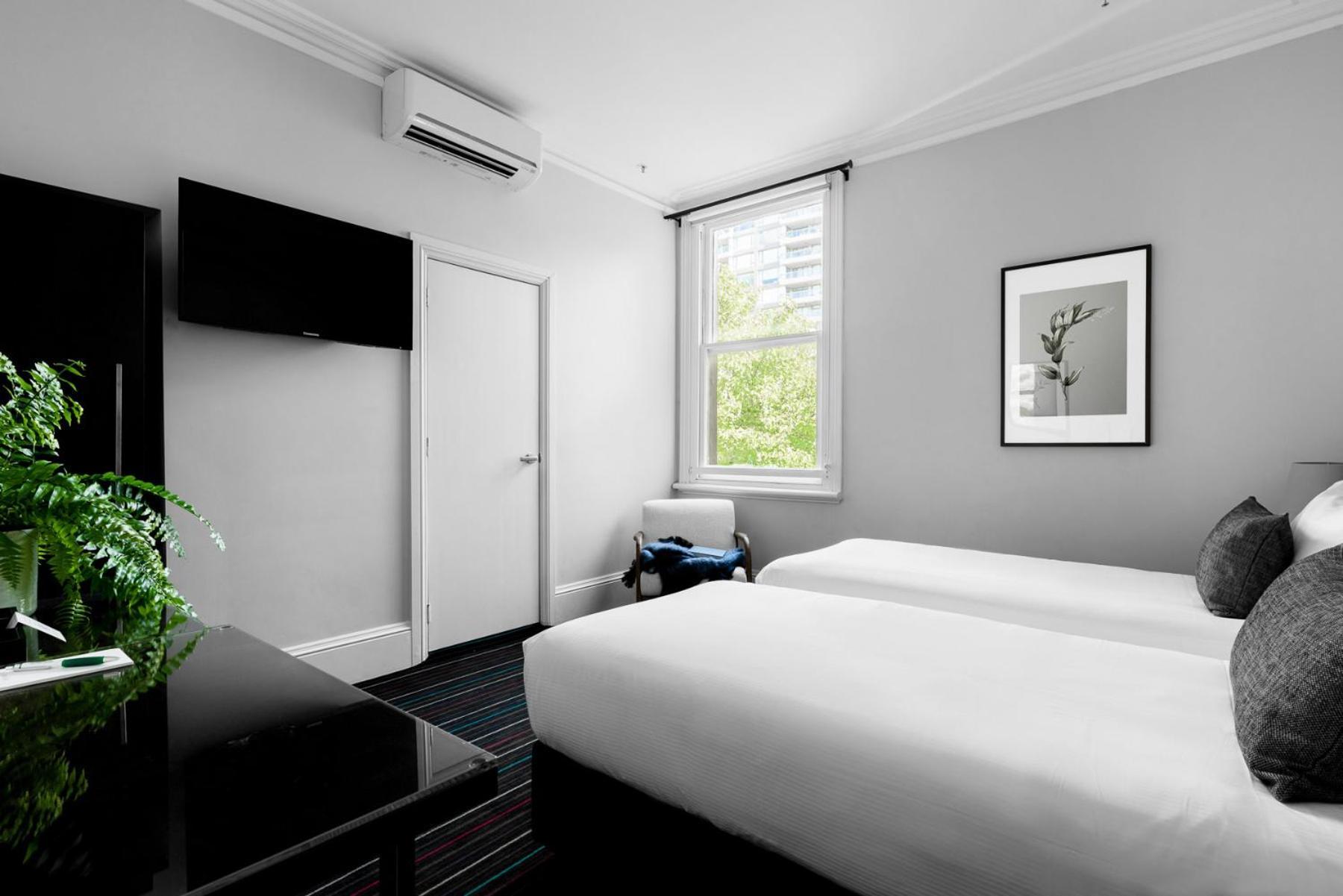 Hotel Challis Potts Point Сидни Стая снимка