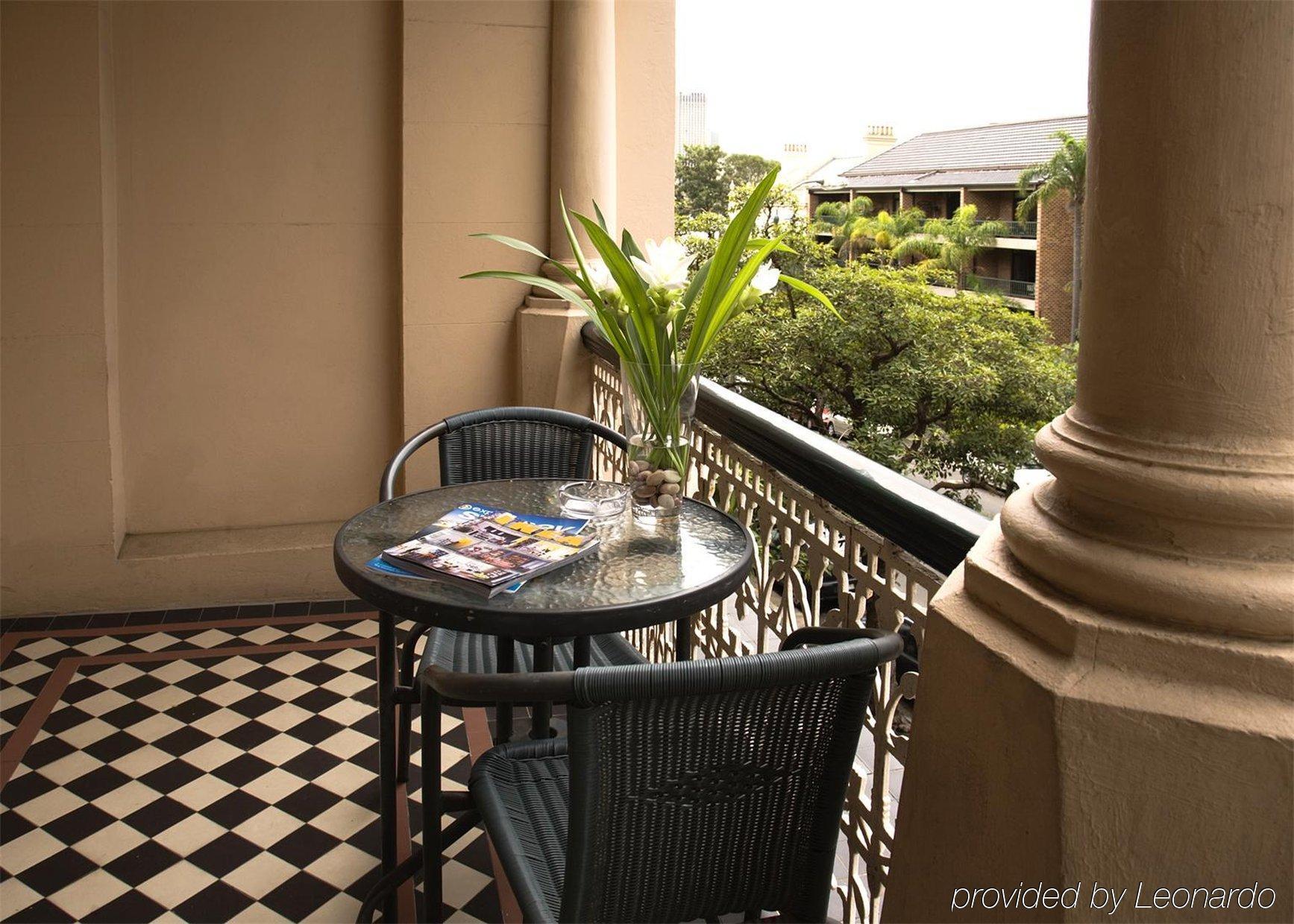 Hotel Challis Potts Point Сидни Екстериор снимка