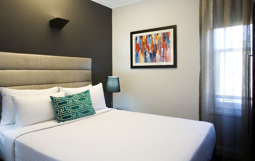 Hotel Challis Potts Point Сидни Екстериор снимка