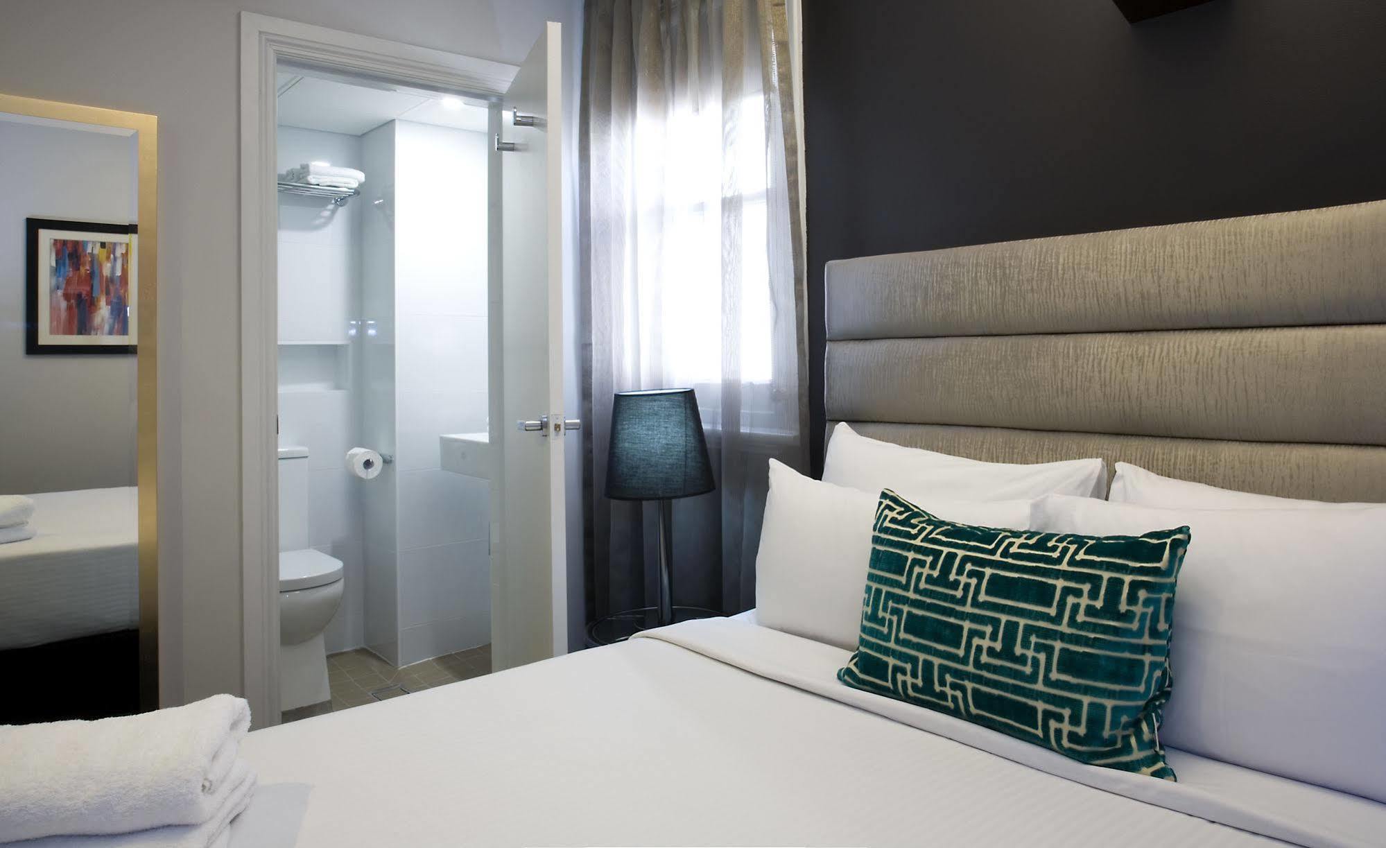 Hotel Challis Potts Point Сидни Екстериор снимка